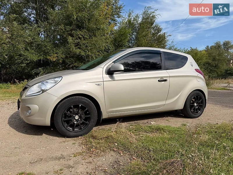 Hyundai i20 2012