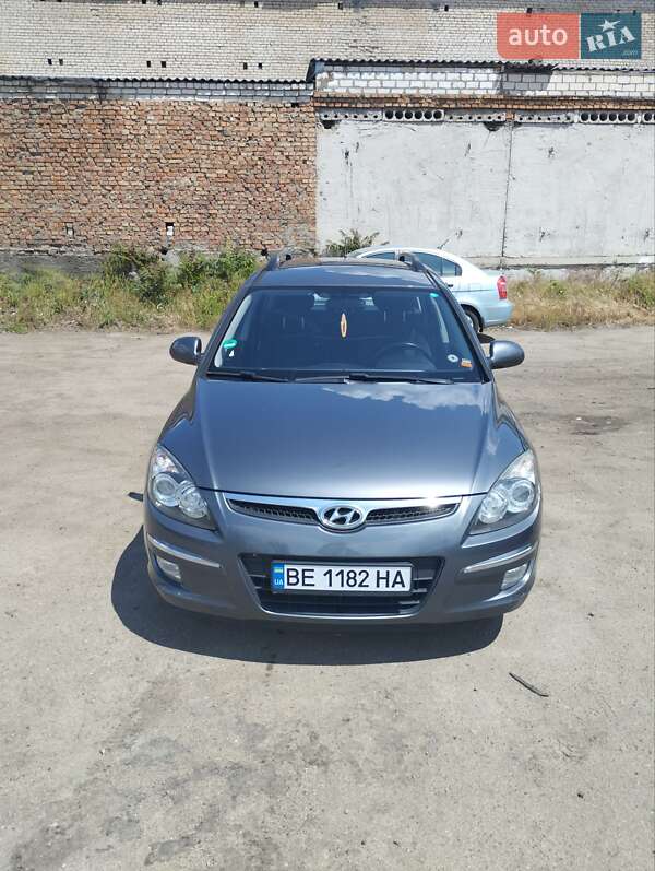 Универсал Hyundai i30 Wagon 2009 в Николаеве