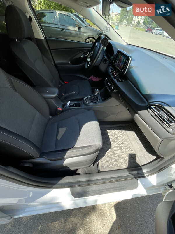 Универсал Hyundai i30 Wagon 2021 в Киеве
