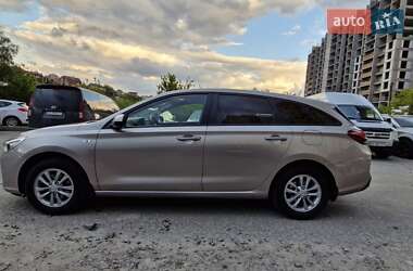 Универсал Hyundai i30 Wagon 2020 в 