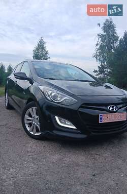 Універсал Hyundai i30 Wagon 2013 в Сарнах