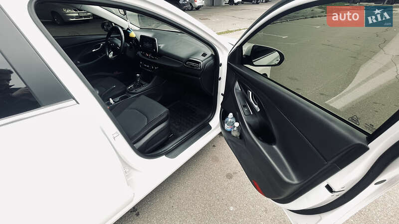 Универсал Hyundai i30 Wagon 2021 в Киеве фото 12 Универсал Hyundai i30 Wagon 2021 в Киеве