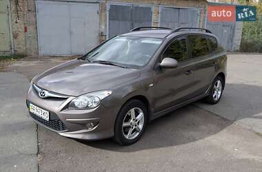 Універсал Hyundai i30 Wagon 2011 в Києві