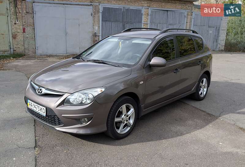 Універсал Hyundai i30 Wagon 2011 в Києві