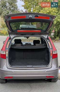 Универсал Hyundai i30 Wagon 2011 в 