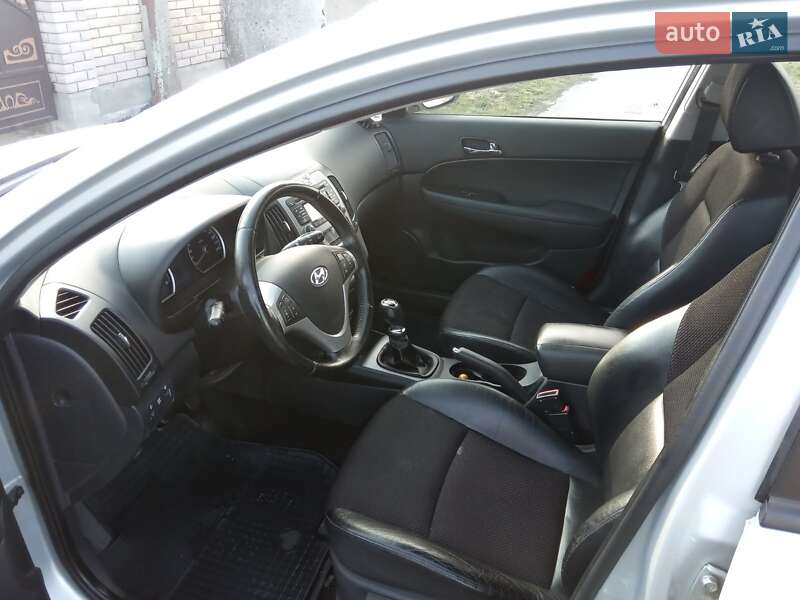 Универсал Hyundai i30 Wagon 2011 в Шептицькому