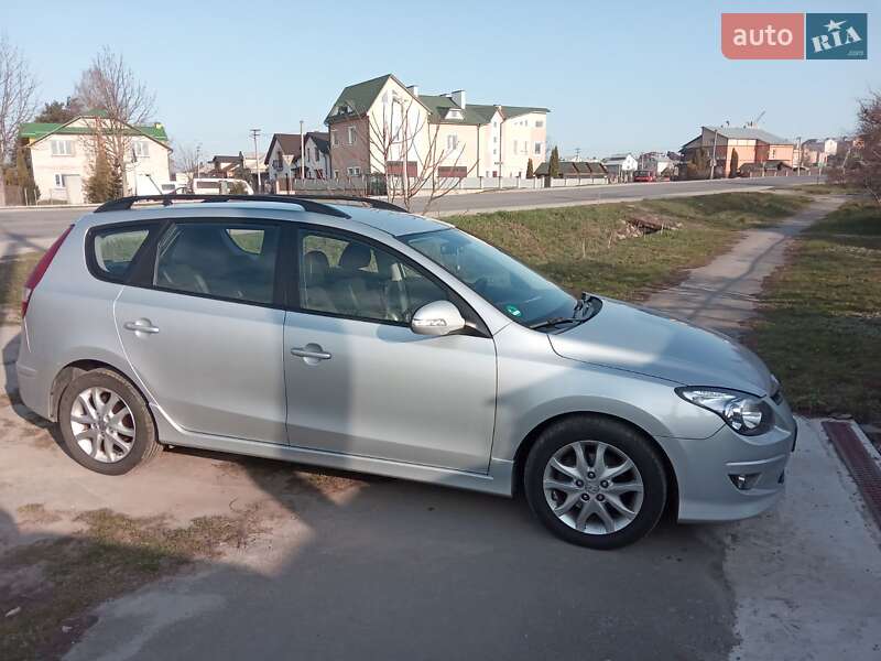 Универсал Hyundai i30 Wagon 2011 в Шептицькому