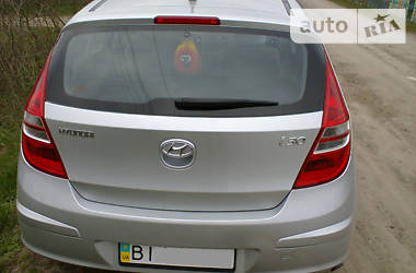 Хэтчбек Hyundai i30 2009 в Полтаве