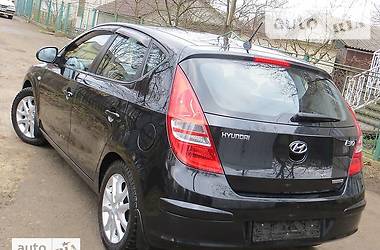 Хетчбек Hyundai i30 2008 в 