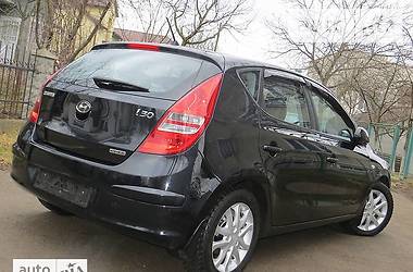 Хетчбек Hyundai i30 2008 в 