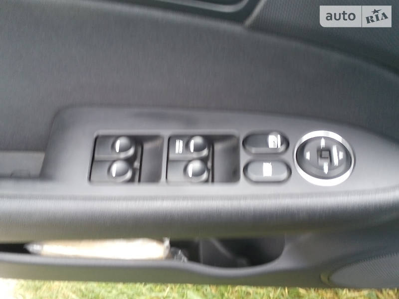 Хетчбек Hyundai i30 2008 в Кременці фото 15 Хетчбек Hyundai i30 2008 в Кременці