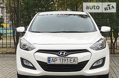 Хэтчбек Hyundai i30 2014 в Бердянске