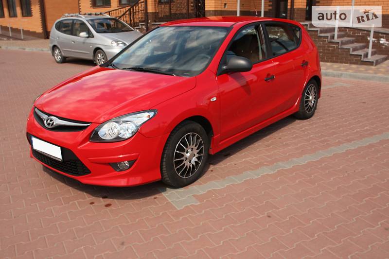 Хетчбек Hyundai i30 2010 в Києві