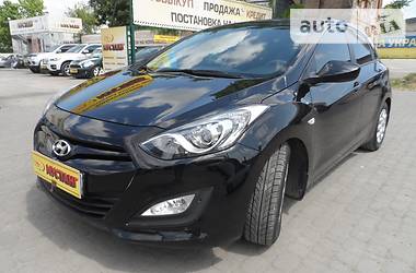 Хэтчбек Hyundai i30 2012 в Днепре