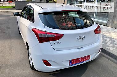 Хэтчбек Hyundai i30 2013 в 