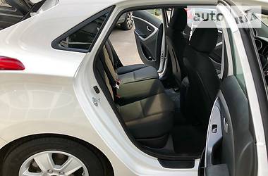 Хэтчбек Hyundai i30 2013 в 