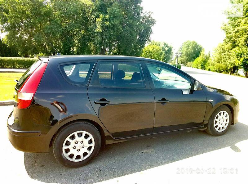 Універсал Hyundai i30 2011 в Києві фото 5 Універсал Hyundai i30 2011 в Києві