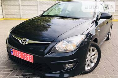 Хэтчбек Hyundai i30 2011 в Ровно