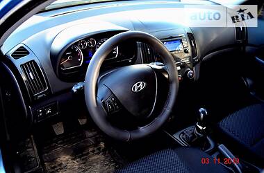 Хэтчбек Hyundai i30 2011 в Мелитополе