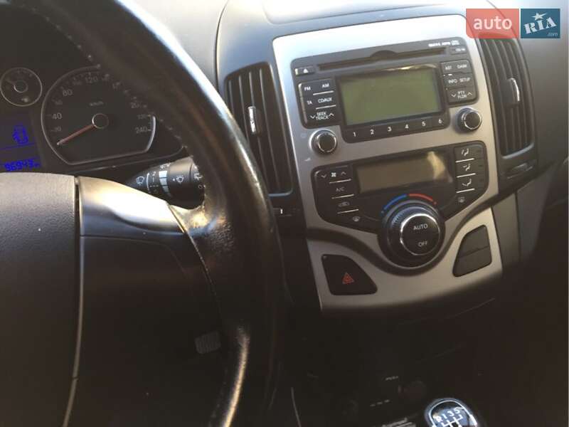 Універсал Hyundai i30 2010 в Івано-Франківську