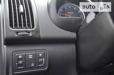 Хетчбек Hyundai i30 2009 в 