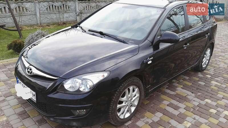 Універсал Hyundai i30 2011 в Мостиській фото 2 Універсал Hyundai i30 2011 в Мостиській