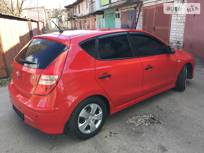 Хетчбек Hyundai i30 2010 в Києві