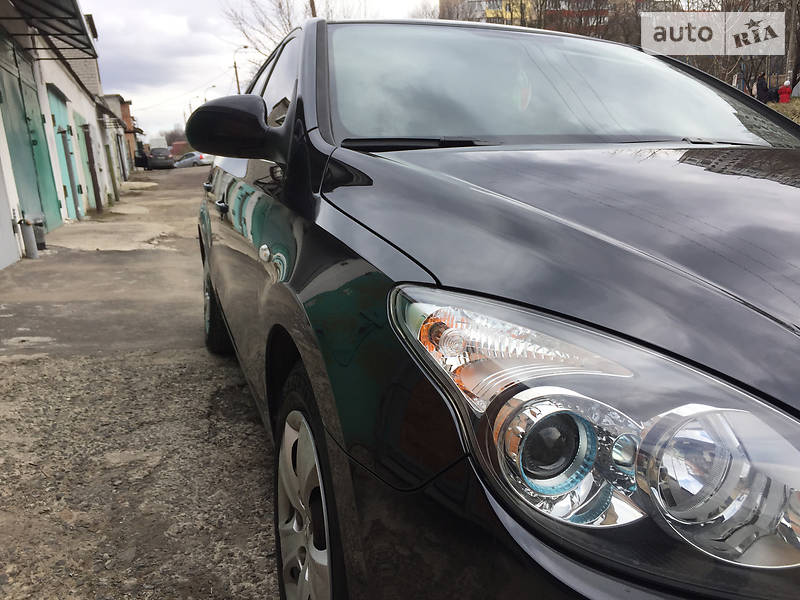 Хетчбек Hyundai i30 2010 в Рівному фото 15 Хетчбек Hyundai i30 2010 в Рівному