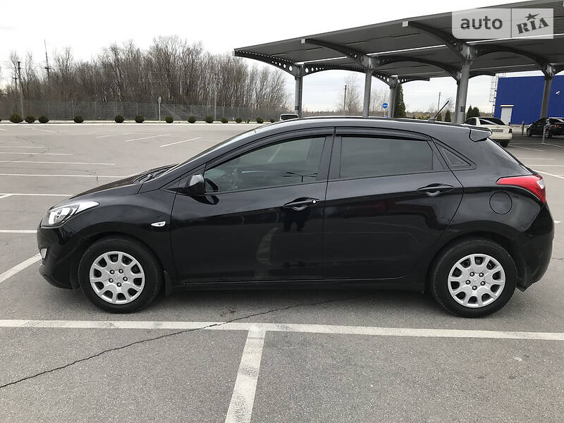 Хэтчбек Hyundai i30 2013 в Запорожье