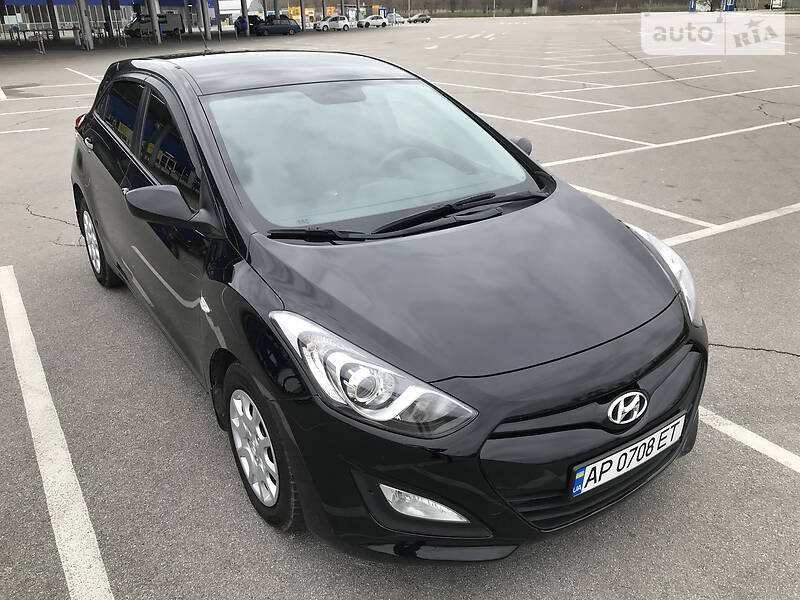 Хэтчбек Hyundai i30 2013 в Запорожье