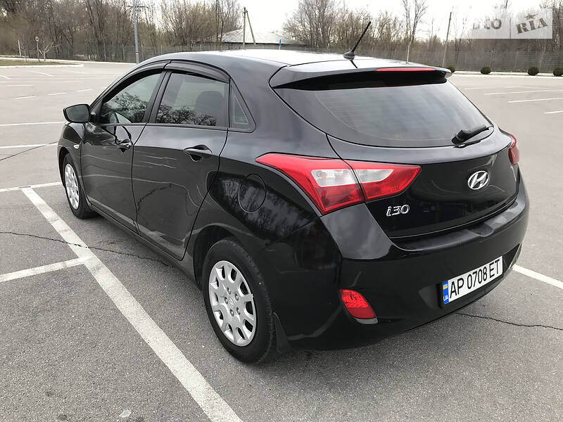 Хэтчбек Hyundai i30 2013 в Запорожье