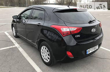 Хетчбек Hyundai i30 2013 в 