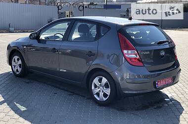 Хэтчбек Hyundai i30 2009 в Луцке