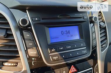 Хетчбек Hyundai i30 2016 в 