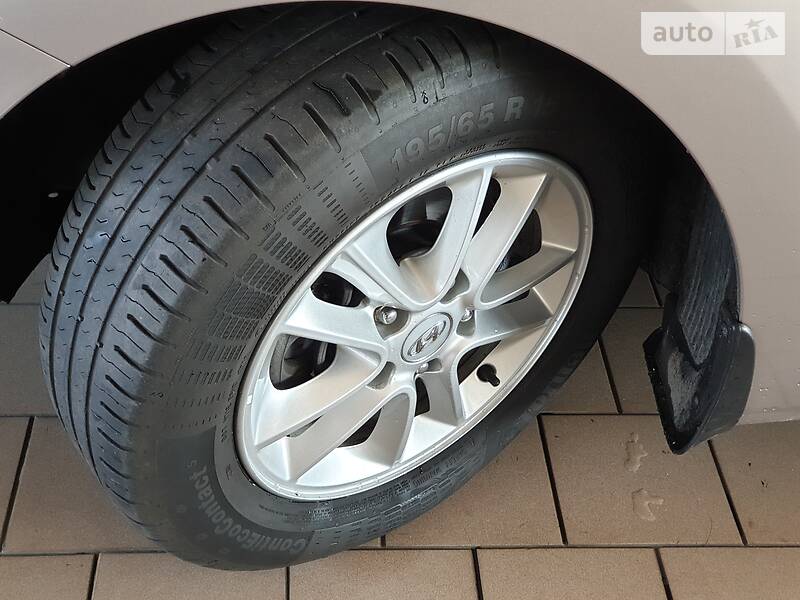 Хетчбек Hyundai i30 2016 в Києві