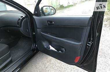 Хетчбек Hyundai i30 2009 в 
