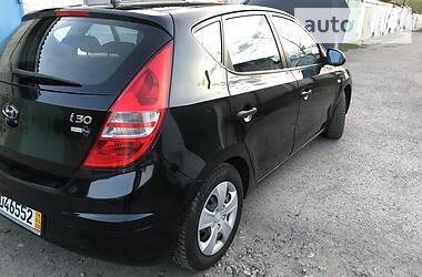 Хетчбек Hyundai i30 2009 в 