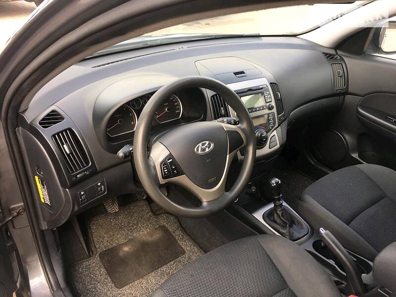 Універсал Hyundai i30 2008 в Нововолинську