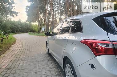 Універсал Hyundai i30 2014 в Луцьку