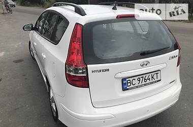 Універсал Hyundai i30 2012 в 