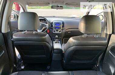 Універсал Hyundai i30 2012 в 