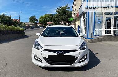 Універсал Hyundai i30 2014 в Вінниці