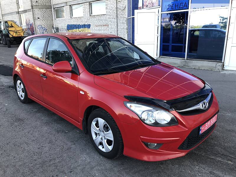 Хэтчбек Hyundai i30 2011 в Херсоне