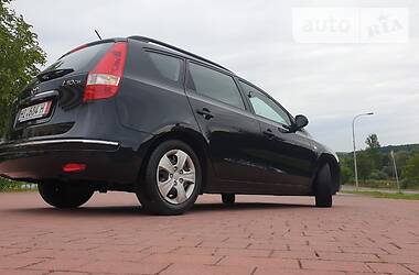 Універсал Hyundai i30 2009 в 