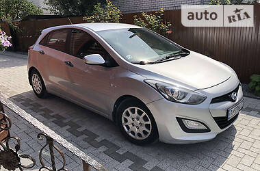 Хэтчбек Hyundai i30 2014 в Житомире