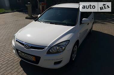 Универсал Hyundai i30 2009 в Ровно