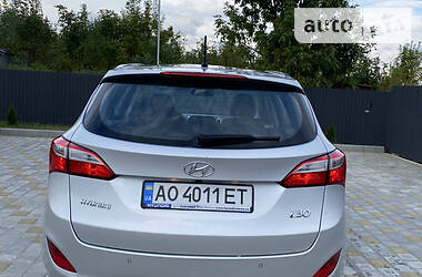 Универсал Hyundai i30 2014 в Иршаве