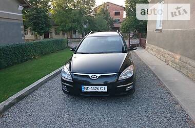 Универсал Hyundai i30 2008 в Тернополе