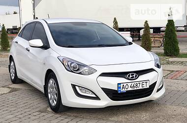 Хэтчбек Hyundai i30 2014 в Мукачево