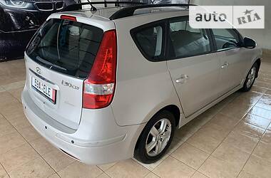 Універсал Hyundai i30 2010 в Ужгороді